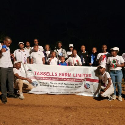 WhatsApp-Image-2024-12-05-at-15.13.59_bac3d9ae-410x410 (1)